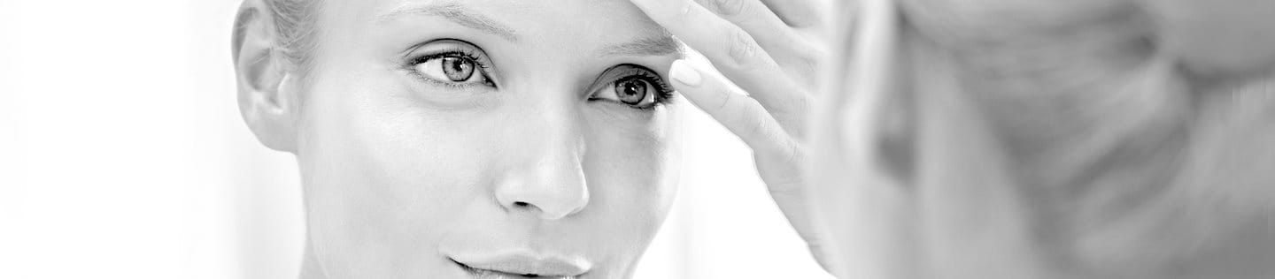 Yosh erkaklar jinsiy aloqa video U xotinini yashirincha videoga oldi.